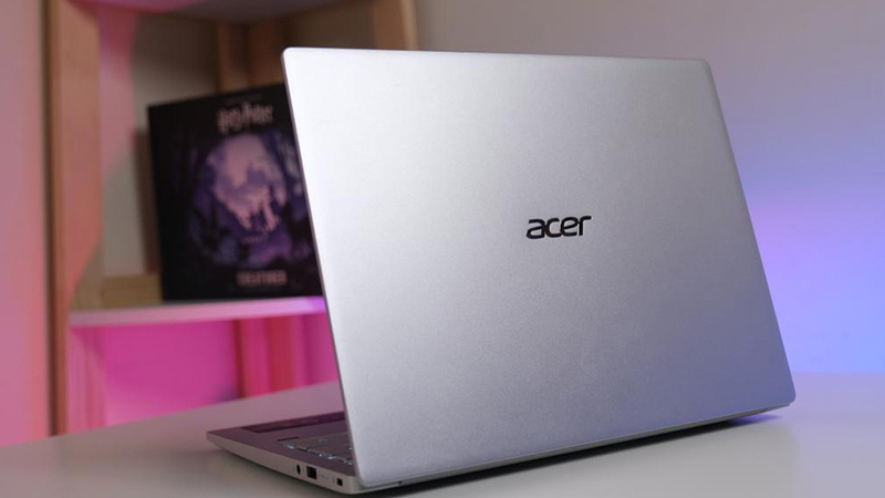 Acer Swift 3 SF313 51 56UW i5 với màn hình 13.3 inch, mỏng nhẹ và nhỏ gọn